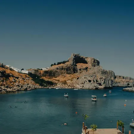 Spacious 3br In Qawra With Balconies & Coastal Vibe By 360 Estates San Pawl il-Baħar