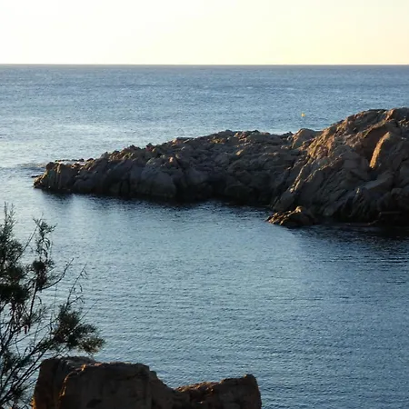 Spacious 3br In Qawra With Balconies & Coastal Vibe By 360 Estates *