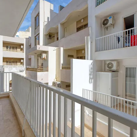 Spacious 3br In Qawra With Balconies & Coastal Vibe By 360 Estates St. Paul's Bay