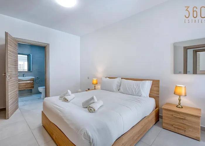 Spacious 3br In Qawra With Balconies & Coastal Vibe By 360 Estates * Σεντ Πόλς Μπέι